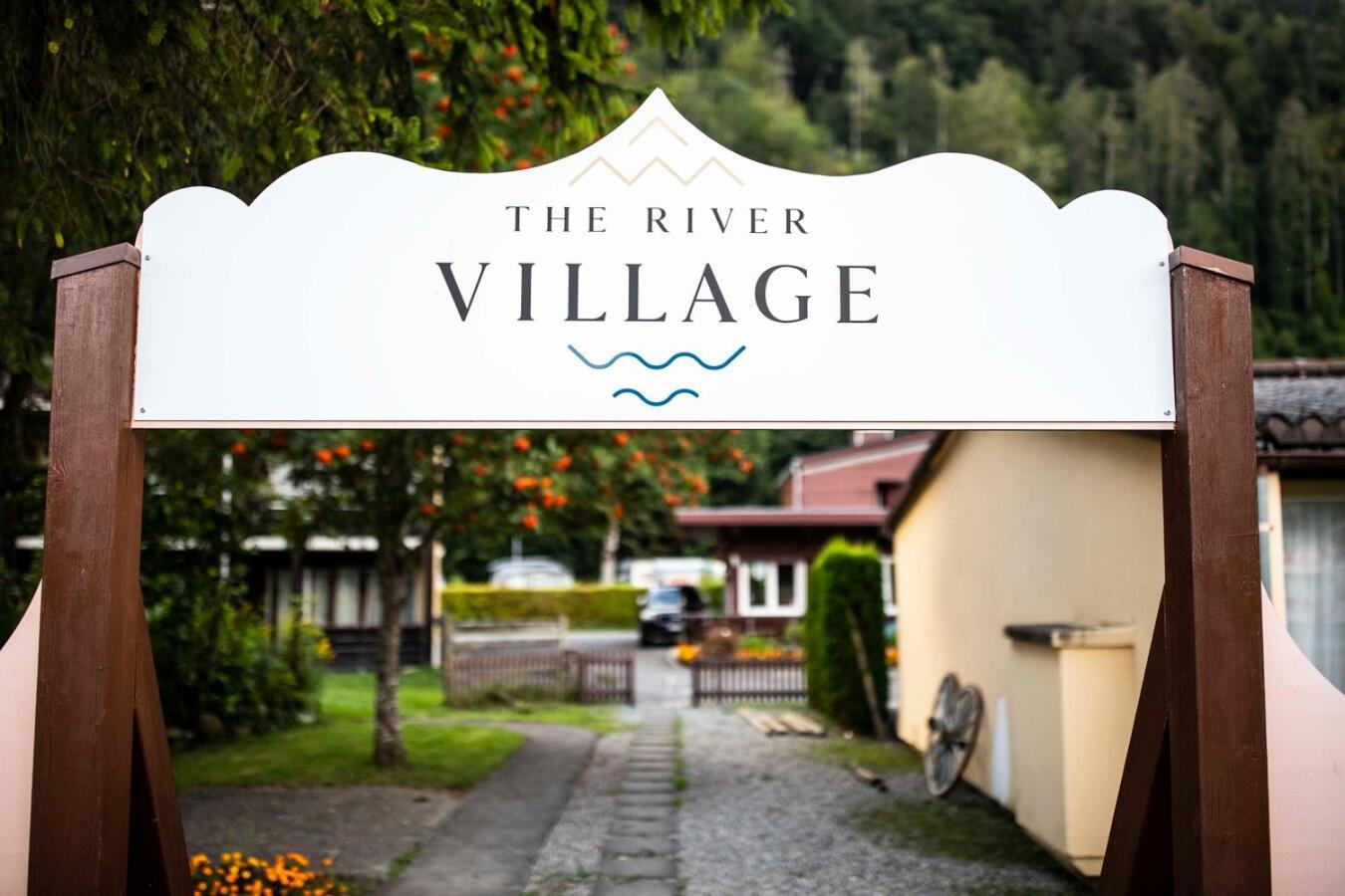 The River Village Interlaken Exteriör bild